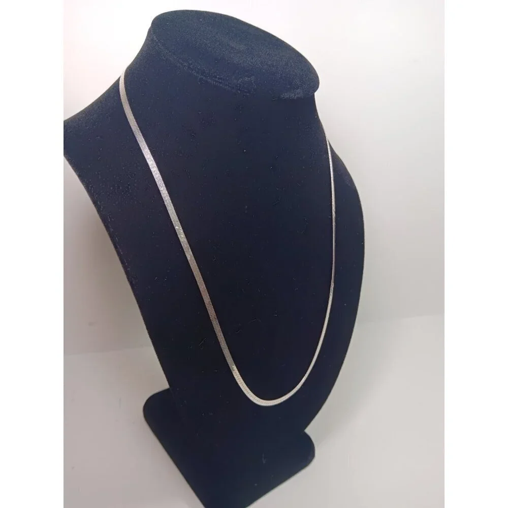 Italy 925 Sterling Silver Herringbone Chain Necklace Vintage Signed 9
